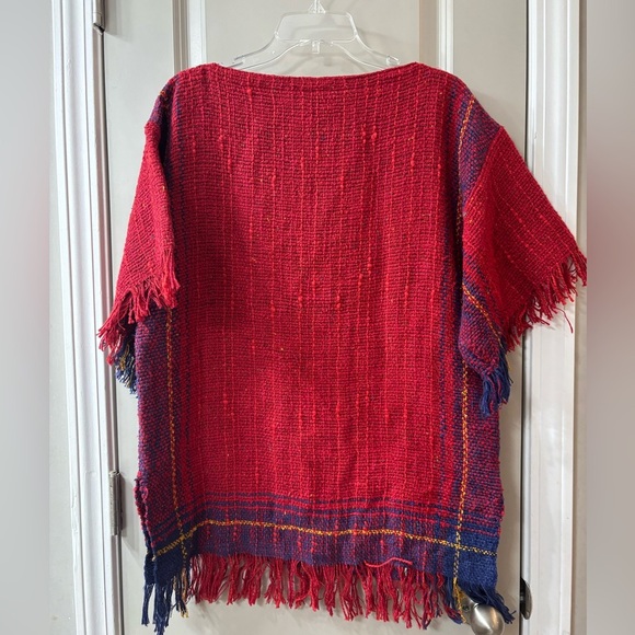Judi Gaston One-of-a-kind Hand Woven Red & Blue Tunic w/Fringe - Picture 3 of 4